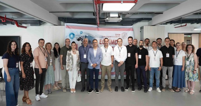 ''İzmir’de Eğitimde Yapay Zekâ” çalıştayı düzenlendi