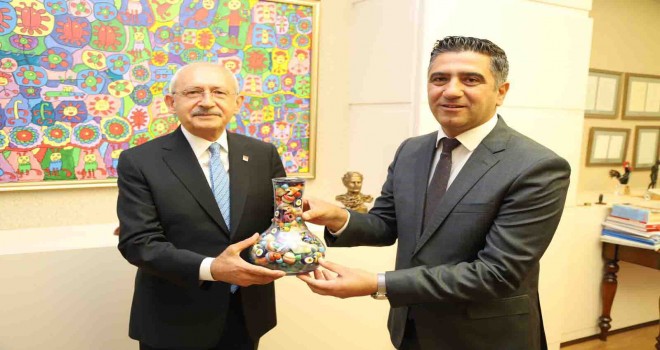 Başkan Kayalar Kılıçdaroğlu’nu ziyaret etti