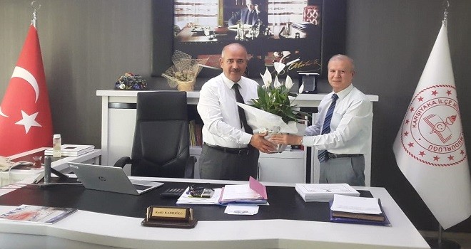Karşıyaka Müftüsü İsa Gürler, İlçe Milli Eğitim Müdürünü ziyaret etti
