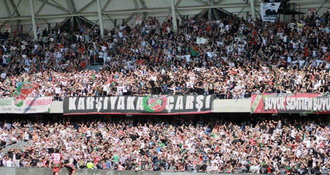 Karşıyakalı taraftarlardan yönetime çağrı