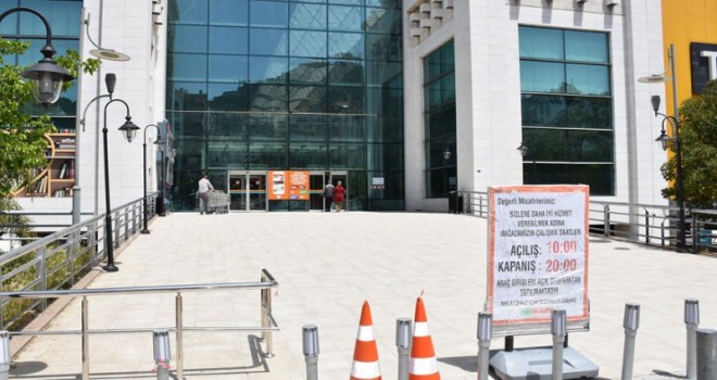 İzmir Büyükşehir Belediyesi Bilim Kurulu: AVM'ler açılmamalıdır