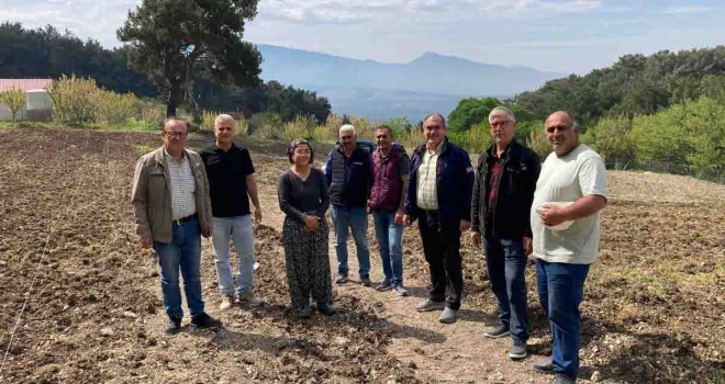 Bornova’da çiftçiye sözleşme desteği