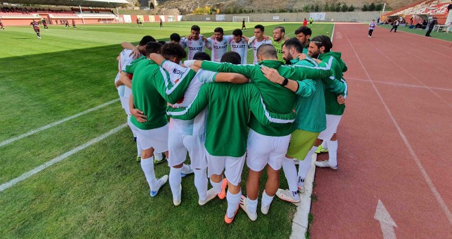 Karşıyaka, Ceyhanspor'u ağırlıyor