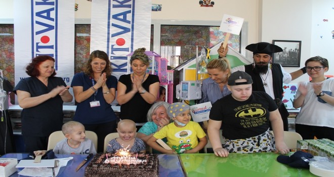 KİTVAK'la bayrama merhaba