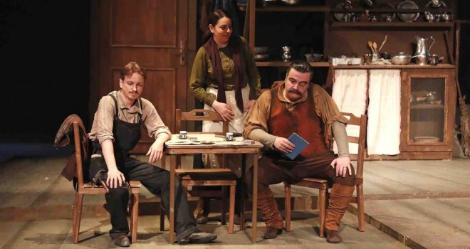 Nazım Hikmet’in Yolcu oyununun prömiyeri yapıldı