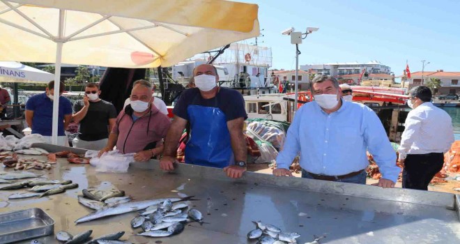 Başkan Oran balıkçılarla bir araya geldi