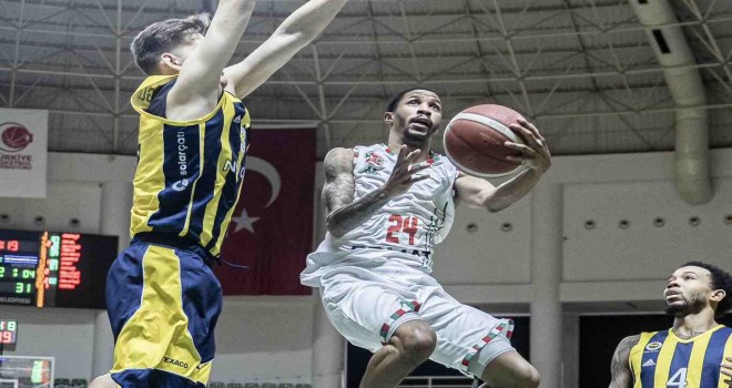 Bornova Belediyesi Karşıyaka üçlük oldu yağdı