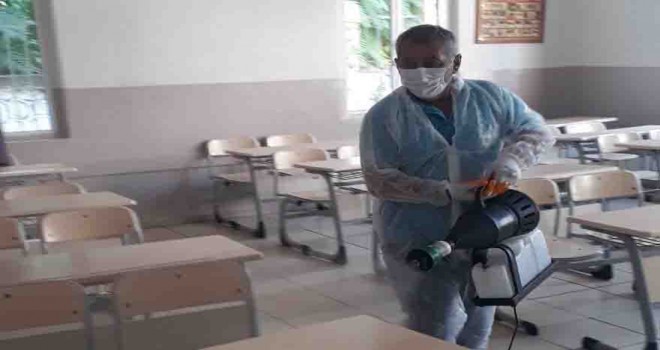 Konak’taki okullara dip bucak dezenfekte