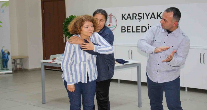 Karşıyaka'da ilk yardım kursları devam ediyor