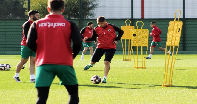 Karşıyaka Play-Off hattından çıkmadı