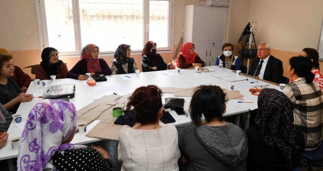 Semt merkezinde Anneler Günü kutlaması