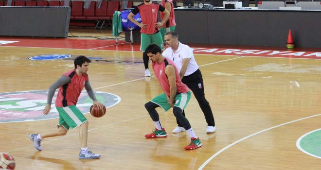 Pınar Karşıyaka, Sakarya deplasmanında