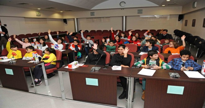 Karşıyaka Çocuk Belediyesi’nden plastiğe hayır mesajı