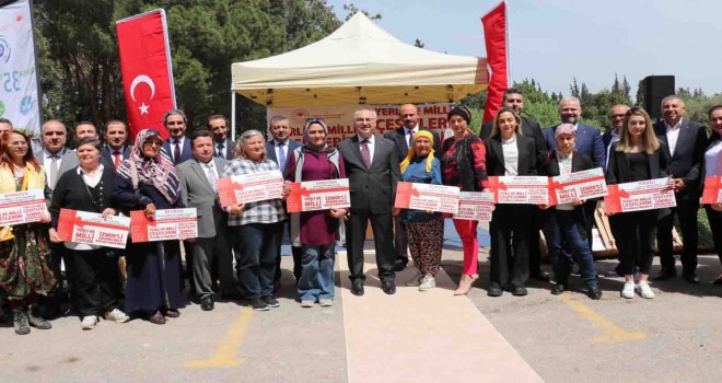 Yerli ve Milli 1 milyon 300 bin fide ile 300 kilogram tohum dağıtıldı