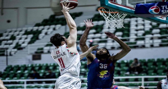 Bornova Belediyesi Karşıyaka, evinde farklı mağlup