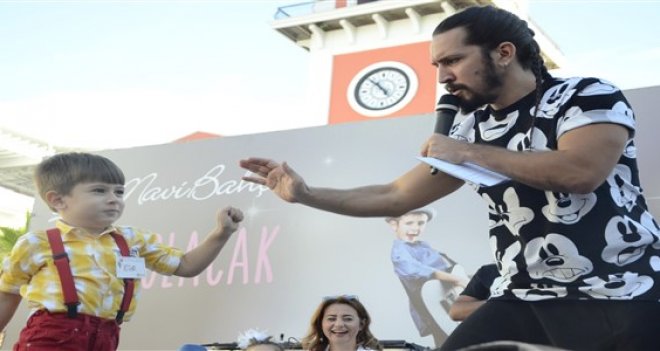 Adam olacak çocuklar, Doğukan Manço ile yarıştı