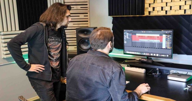 Karşıyaka’da Çatı Bostanlı Stüdyo’ya yoğun ilgi