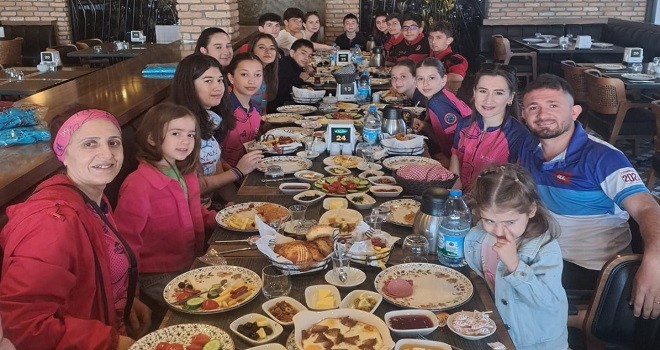 Bostanlıspor'a Merde'den jest...