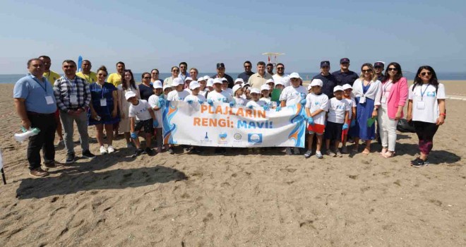 Menderes’te Mavi bayraklar göndere çekildi