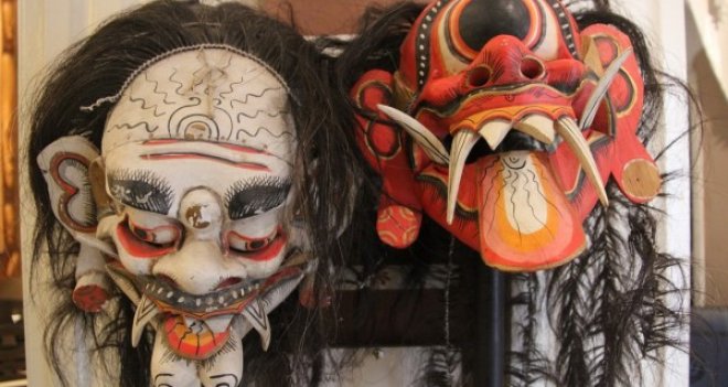 Afrika maskeleri görücüye çıktı