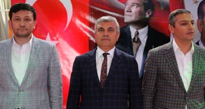 Ak Parti Karşıyaka Danışma Meclisi toplandı
