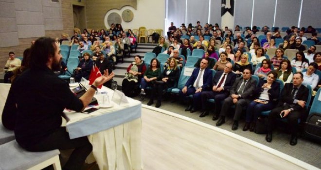 Akademisyen -Yazar Prof. Dr. Uğur Batı Bornova’da konuştu