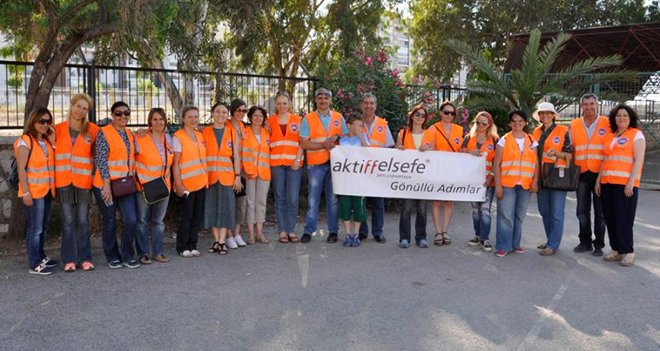 Aktiffelsefe Karşıyaka'dan konferans