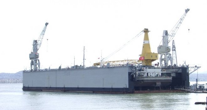 Alaybey Tersanesi'nin önü açıldı