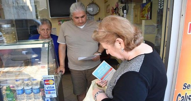 Alaybeyli eczacıdan esnafa kitap okutma projesi…