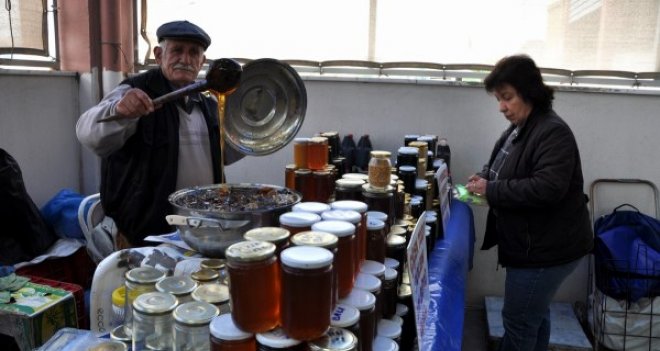 Aliağa, arıcılıkta atağa kalktı