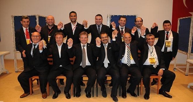 ALTAY’DA GENEL KURUL SONRASI KILIÇLAR ÇEKİLDİ…