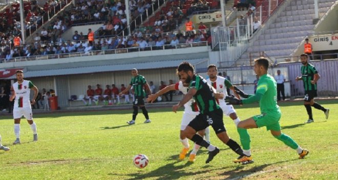 Altuğ ve Güneş bir puana sevindi...