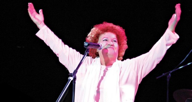 Anıt'ta ilk etkinlik Selda Bağcan konseri