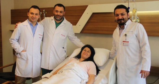 Annesini ve teyzesini kanserden kaybetti kendisi ise gen testi sayesinde kurtuldu