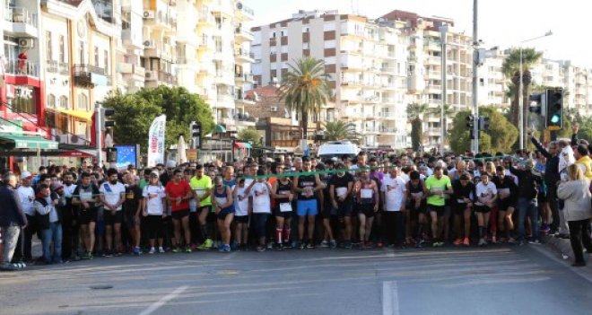 Ata'dan Ana'ya 24.kez koşuldu...