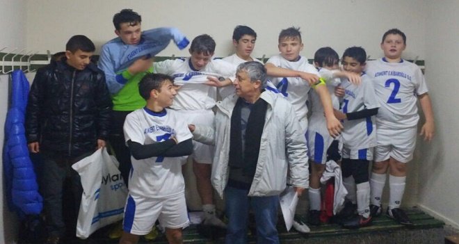 Atakent Ortaokulu Finallere kaldı