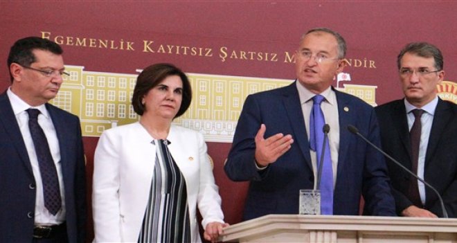 Atila Sertel'den ''kapatılan üniversiteler'' çağrısı