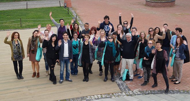 Avrupalı gençler “İzmir gönüllülerini” dinledi