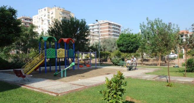 Avukat Cengiz İlhan’ın adı Karşıyaka'da parkta ölümsüzleşiyor