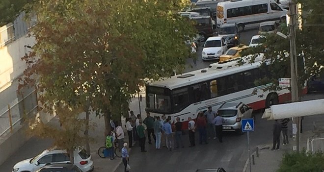 Aynı yerde, tablo hep aynı...