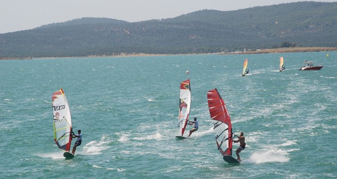 Ayvalık'ta Windsurf şöleni yaşandı