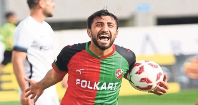 Karşıyaka'da ayrılık...