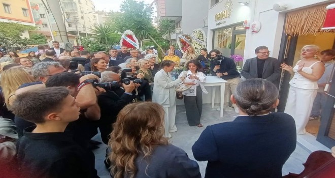 My Wave Butik Kafe Bostanlı'da açıldı