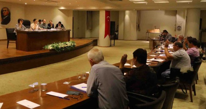 Efes Selçuk'un bütçesi oy birliğiye kabul edildi