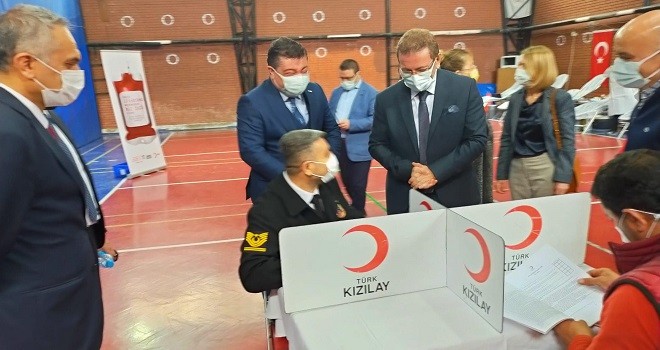 Karşıyakalı müdürler kan bağışına koştu…