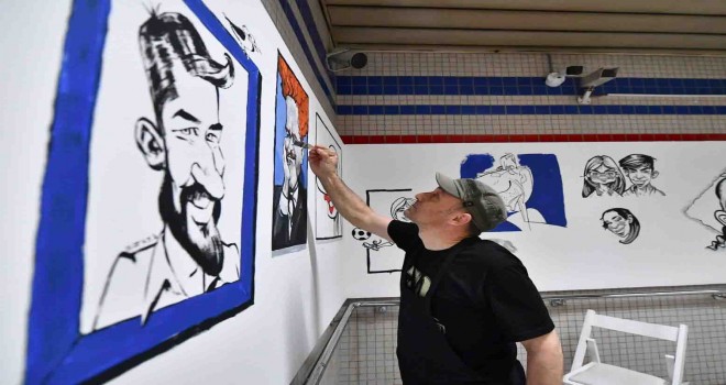 Ünlü karikatüristlerden İzmir'e hatıra