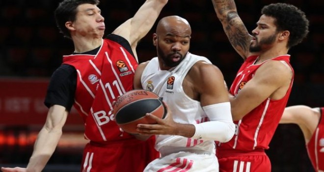 Alex Tyus Pınar Karşıyaka'da