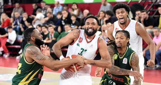 Pınar Karşıyaka evinde Manisa'ya kaybetti