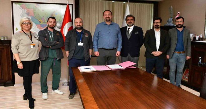 Çiğli Belediyesi’nden sokak sakinlerine 7/24 Acil Servis Hizmeti