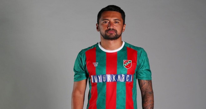 Onur Kıntaş yönetime sitem ederek veda etti